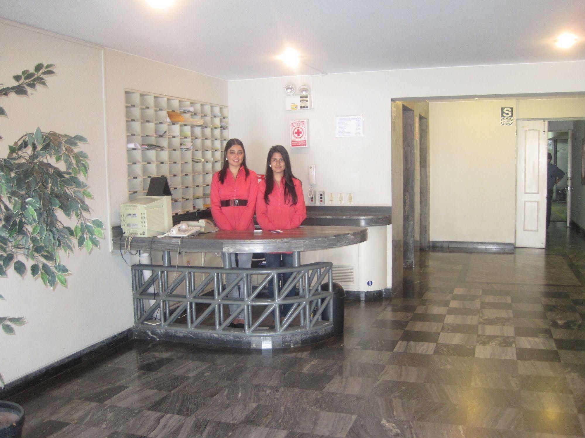 Suites Plaza Las Flores Lima Kültér fotó