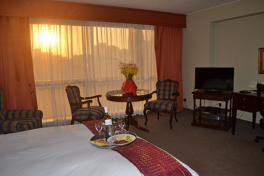 Suites Plaza Las Flores Lima Kültér fotó